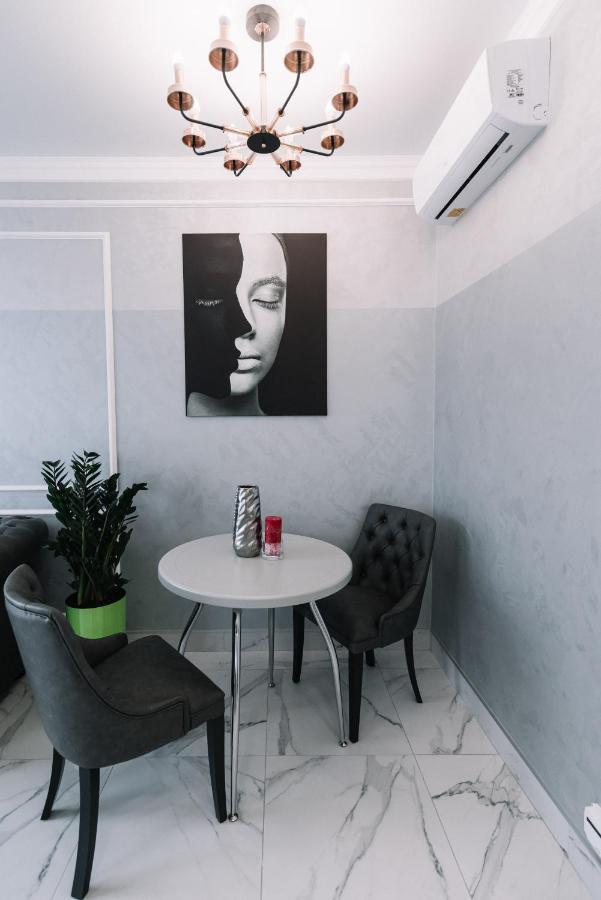 Royal Tower Vip Smart Apartments 2 Kyiv Exterior photo
